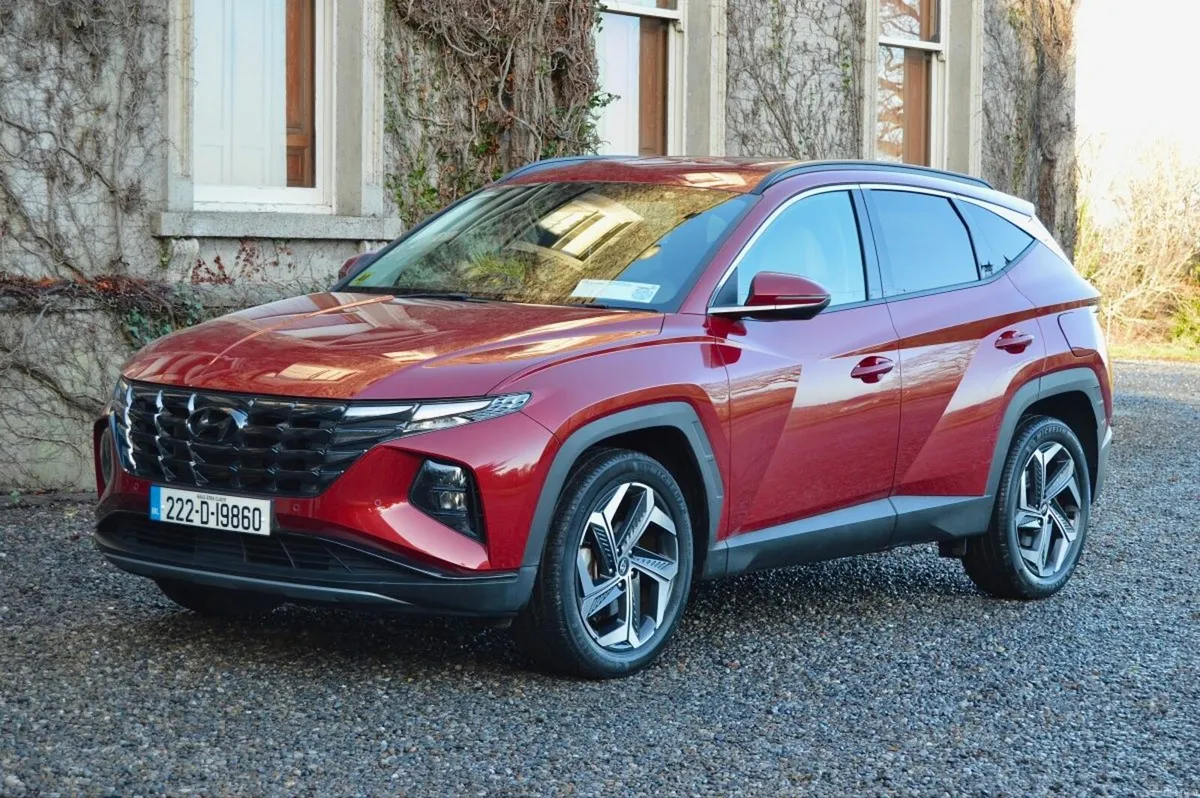 Hyundai Tucson 2WD Executive Plus HEV Auto - Image 3