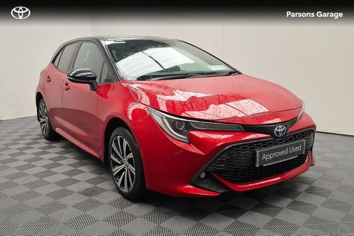 Toyota Corolla LUNA SPORT HB 4DR AUTO - Image 1