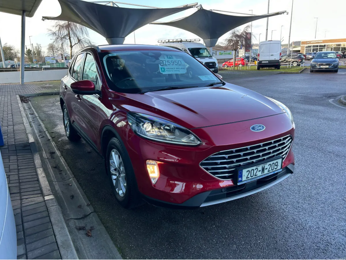 Ford Kuga TITANIUM 5DR 1.5 TD 120 S6.2 M6 F - Image 5