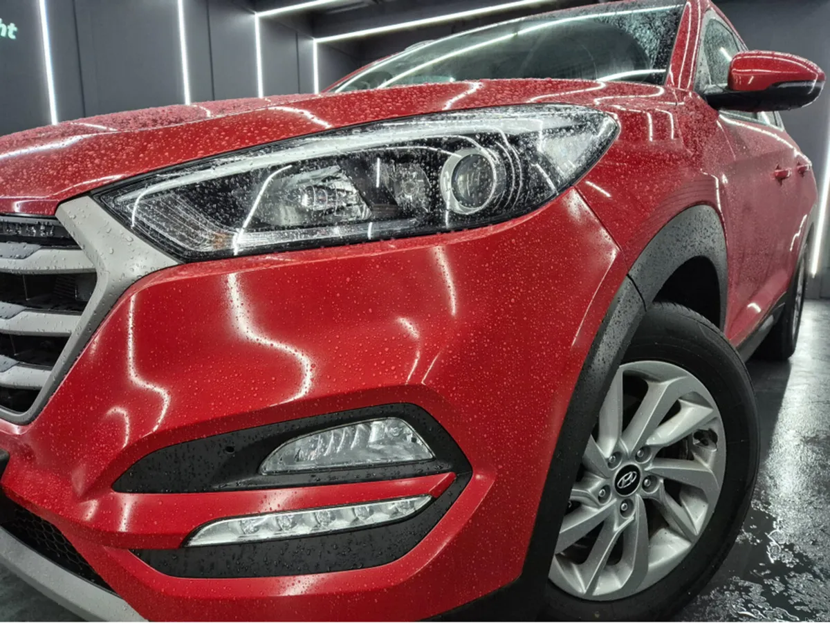 Hyundai Tucson 1.7 EXECUTIVE 5DR - Image 5