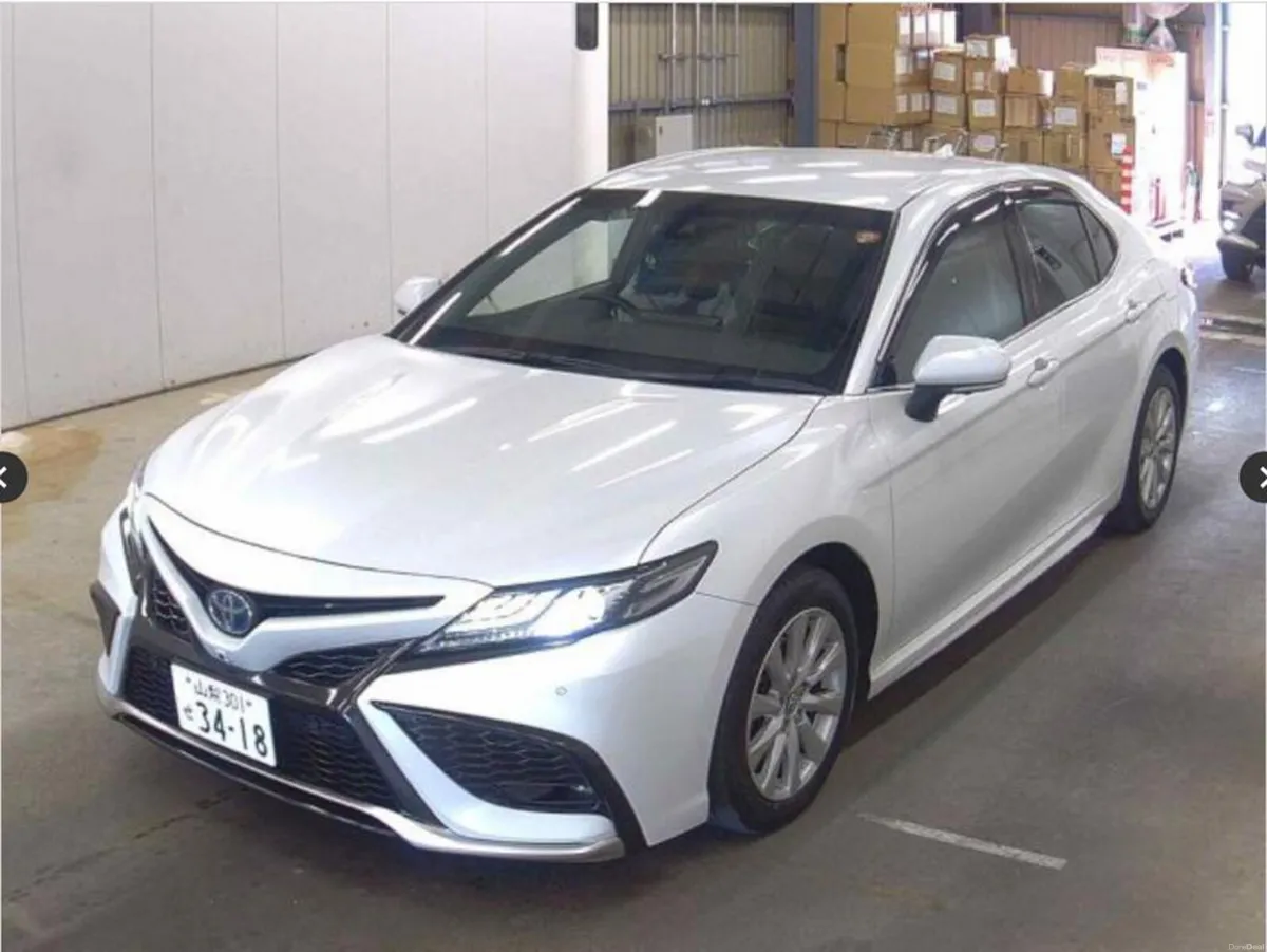 Toyota Camry 2.5  HYBRID   WS  SPEC  FULL LEATHER - Image 2