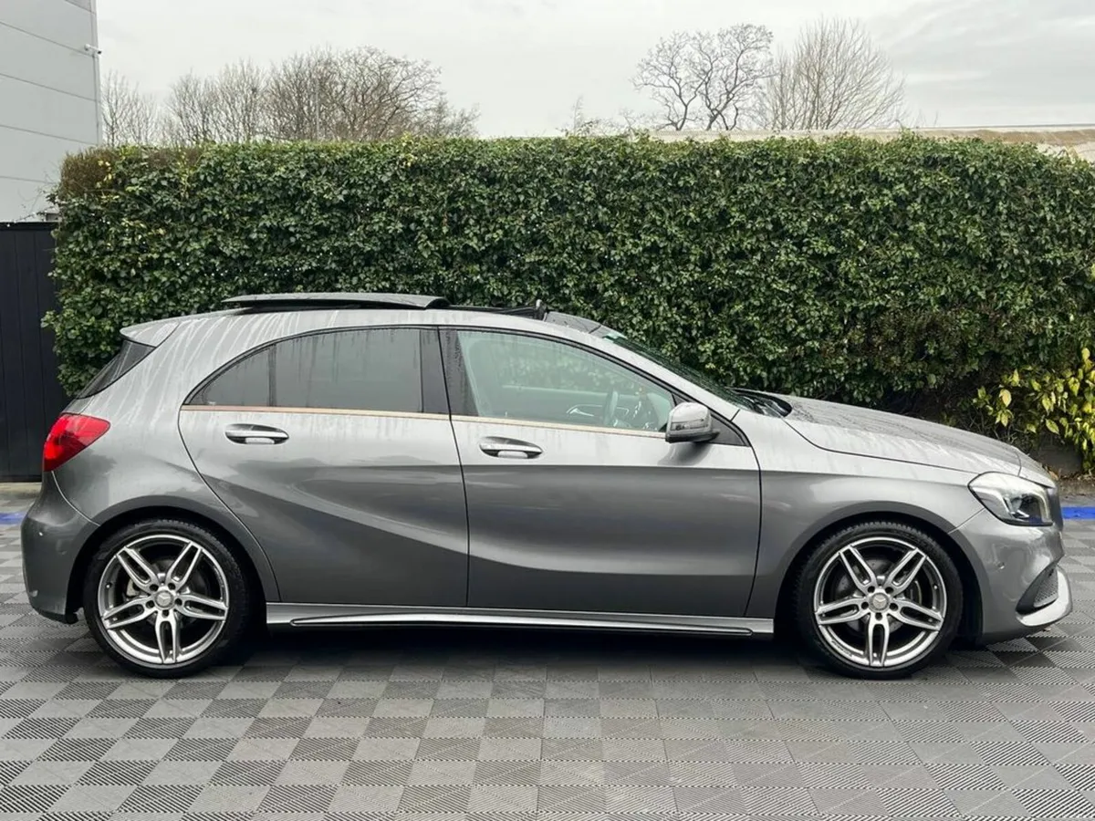 Mercedes-Benz A-Class A180 AMG-LINE 1.6 AUTO // OP - Image 4