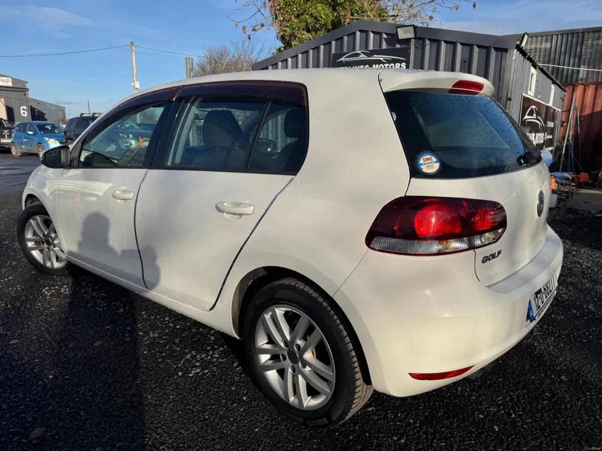 VW GOLF AUTOMATIC - Image 3