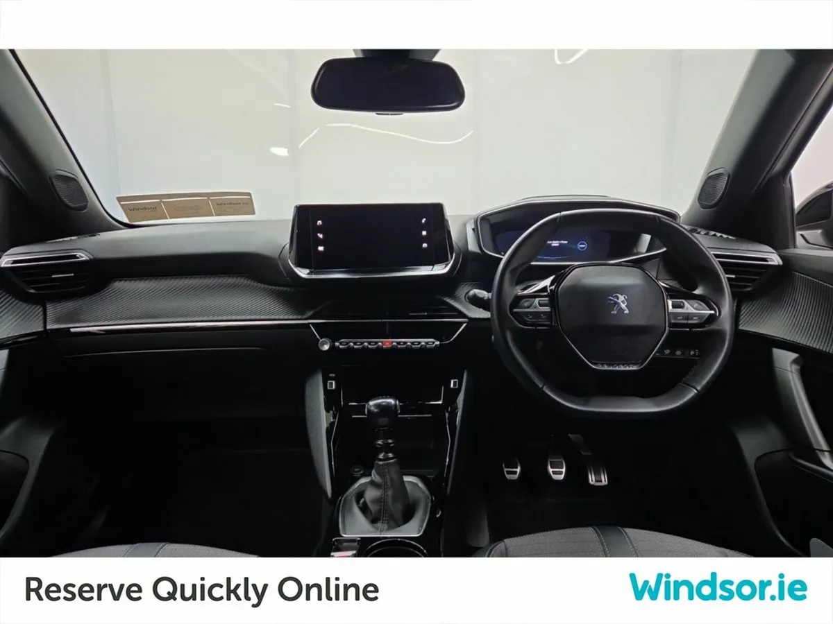 Peugeot 2008 1.2 Puretech Allure Manual - Image 4