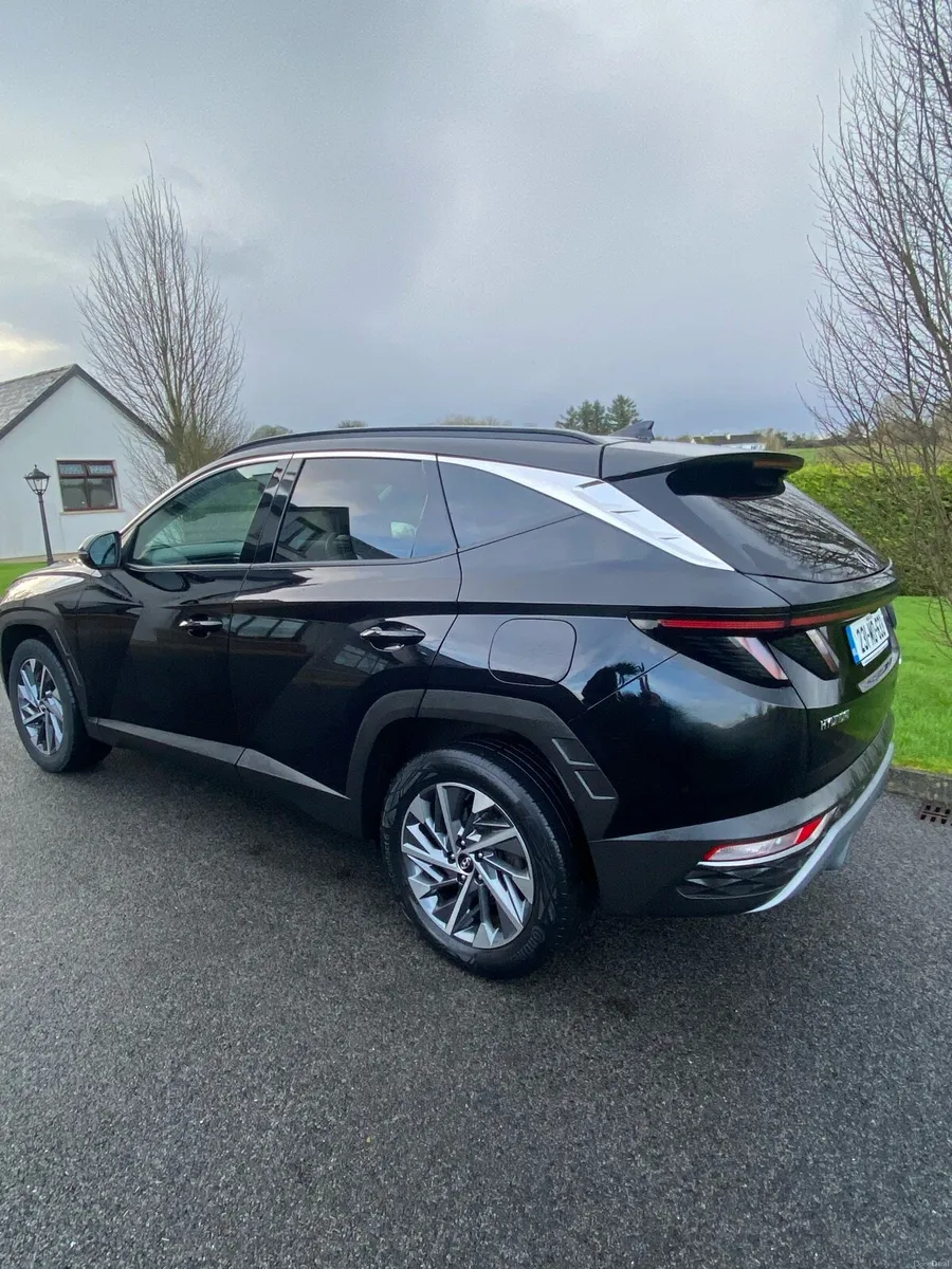 Hyundai Tucson Executive Plus - Image 3