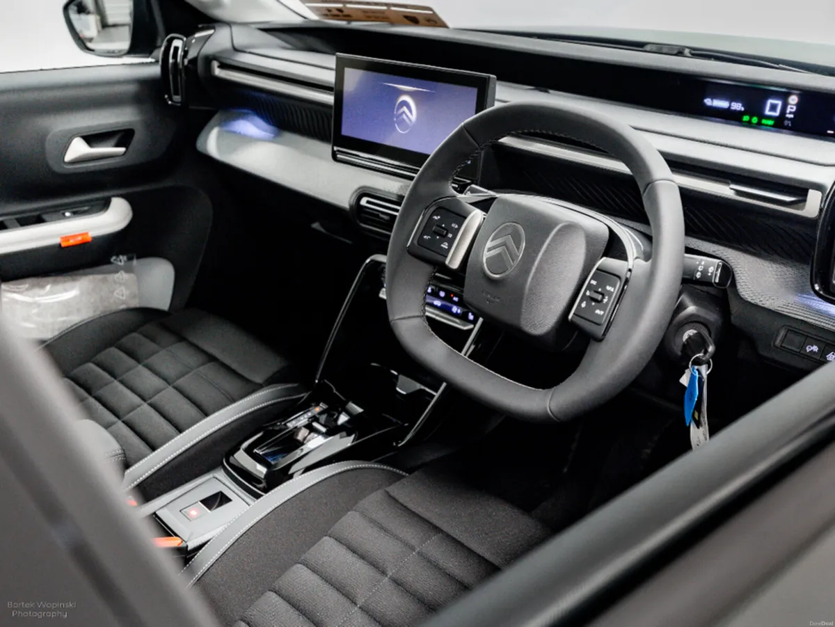 Citroen C3 Aircross *All New* ë-Max 54kWh Auto 115 - Image 2