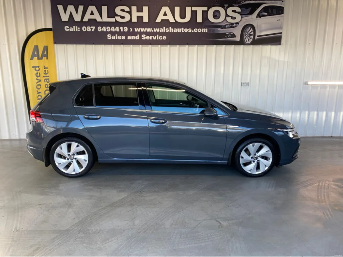 Volkswagen Golf STYLE 2.0 TDI 115HP 5DR - Image 3