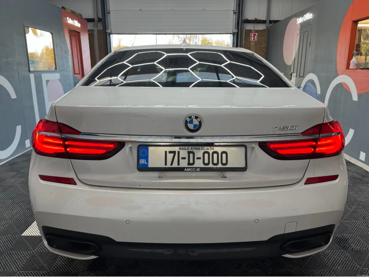 BMW 7-Series ONLY €26950! 2017 BMW 740E M-SPORT 7 - Image 3