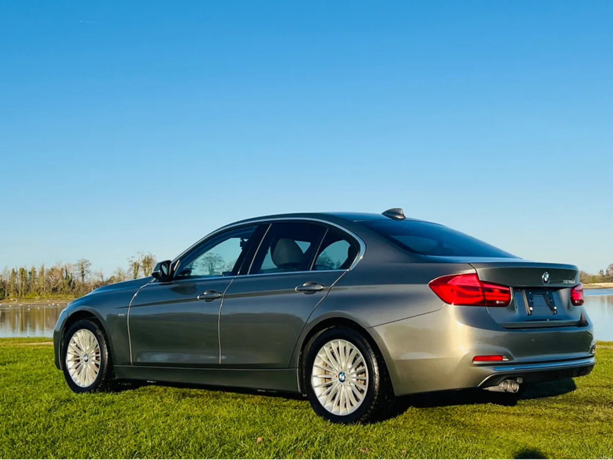 BMW 3-Series 320D LUXURY / AUTO - Image 4