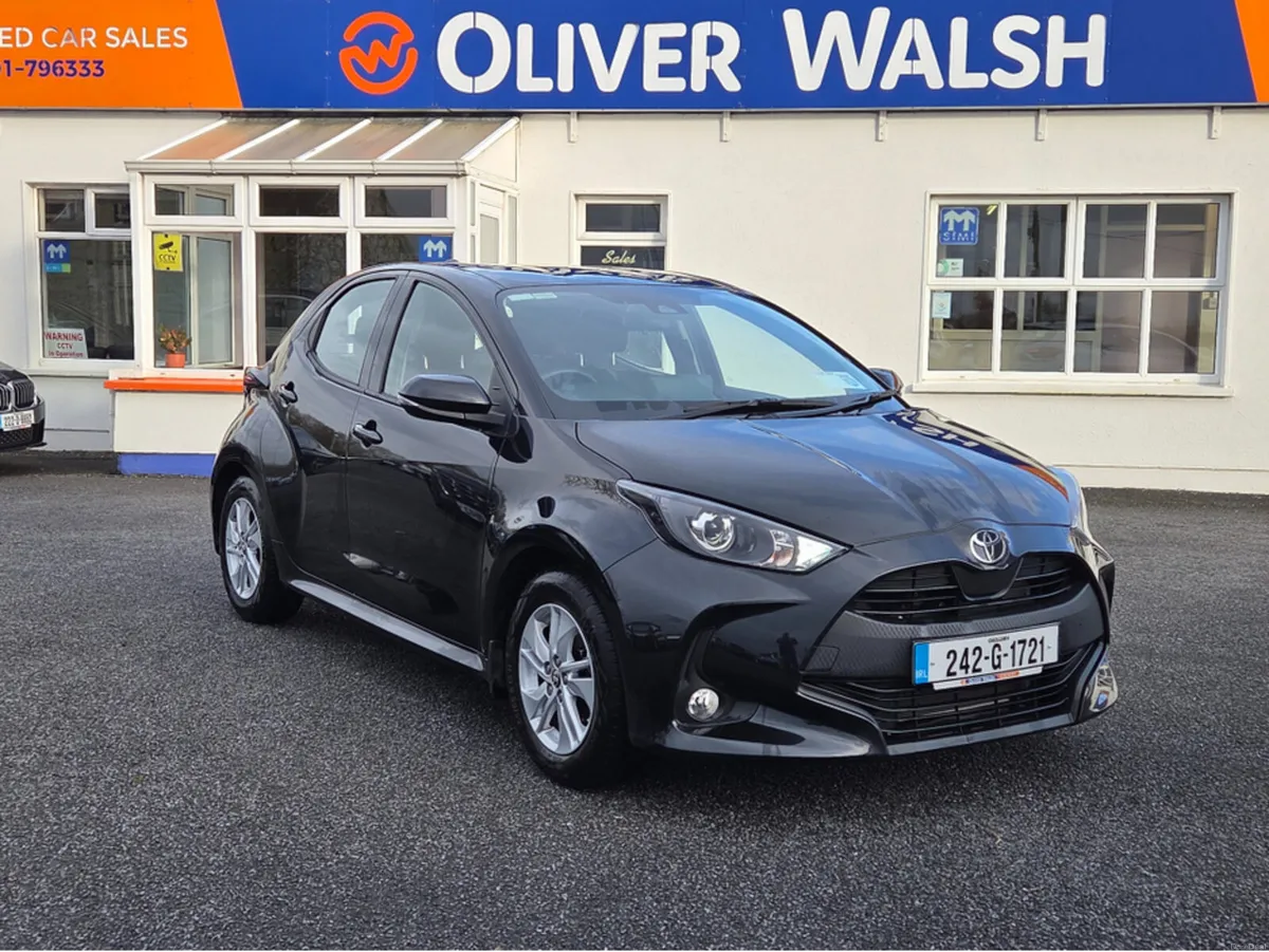 Toyota Yaris 1.5 LUNA - Image 1