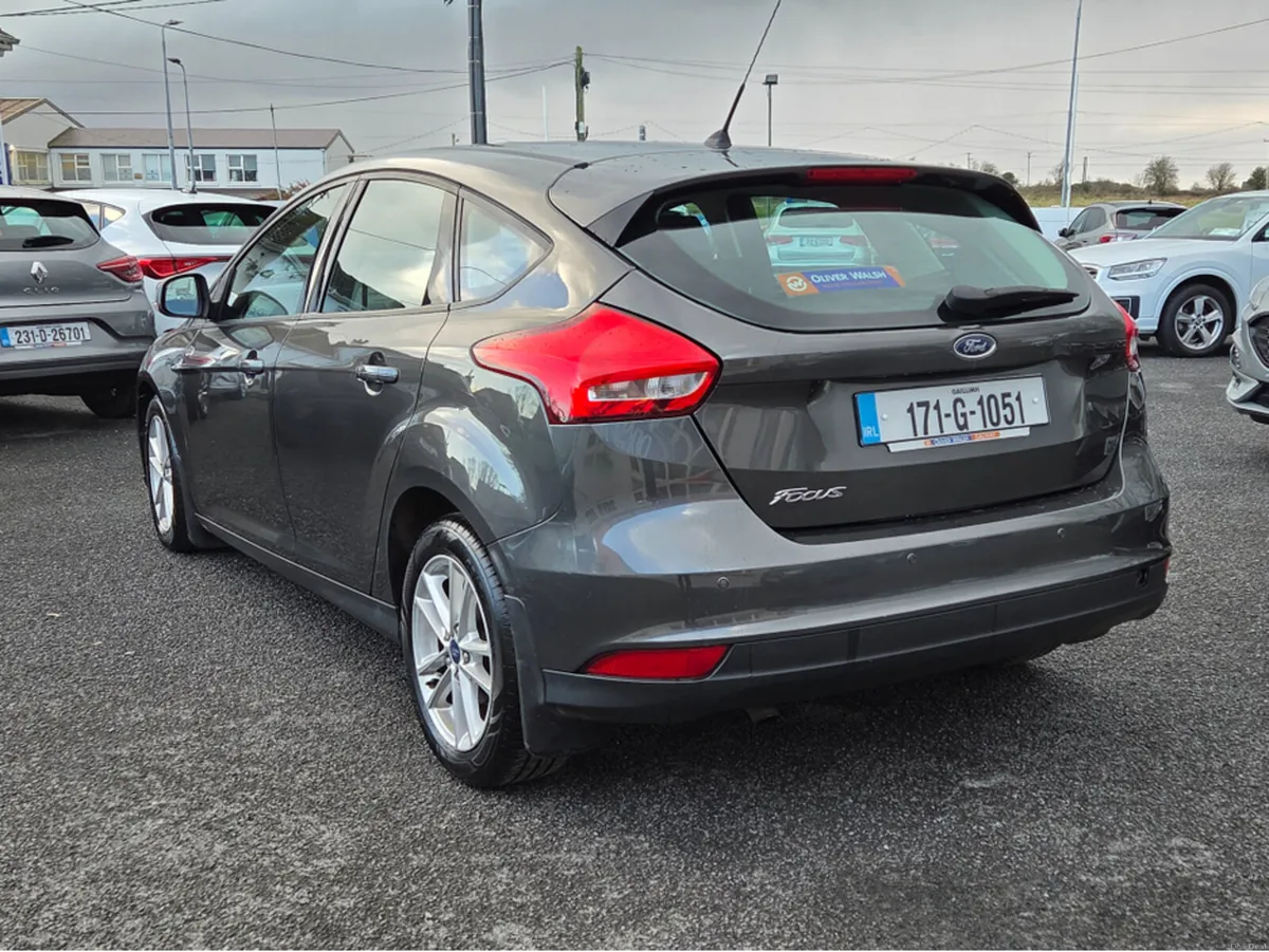 Ford Focus STYLE 1.5 TD 95PS 6SPEED 4 4DR - Image 4
