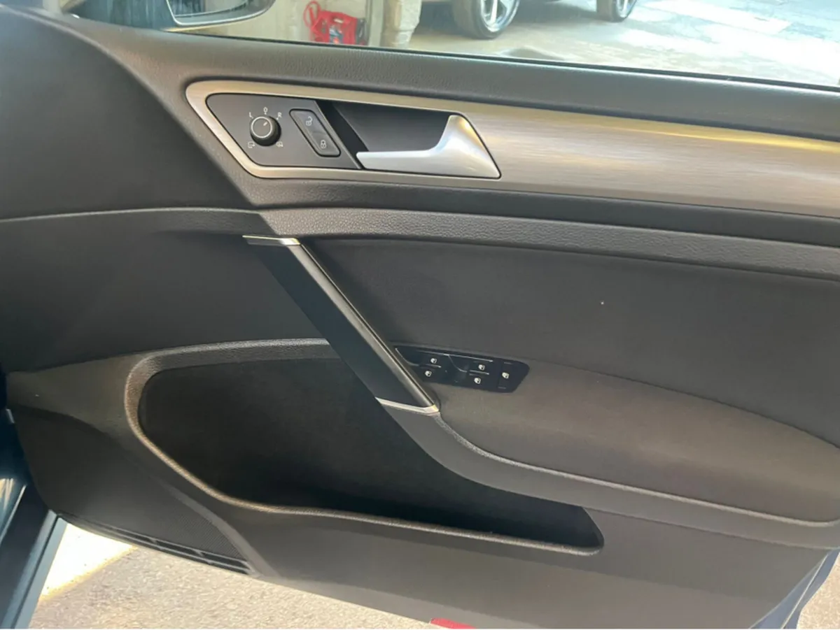 Volkswagen Golf 1.2tsi DSG  automatic Fianance Ava - Image 3