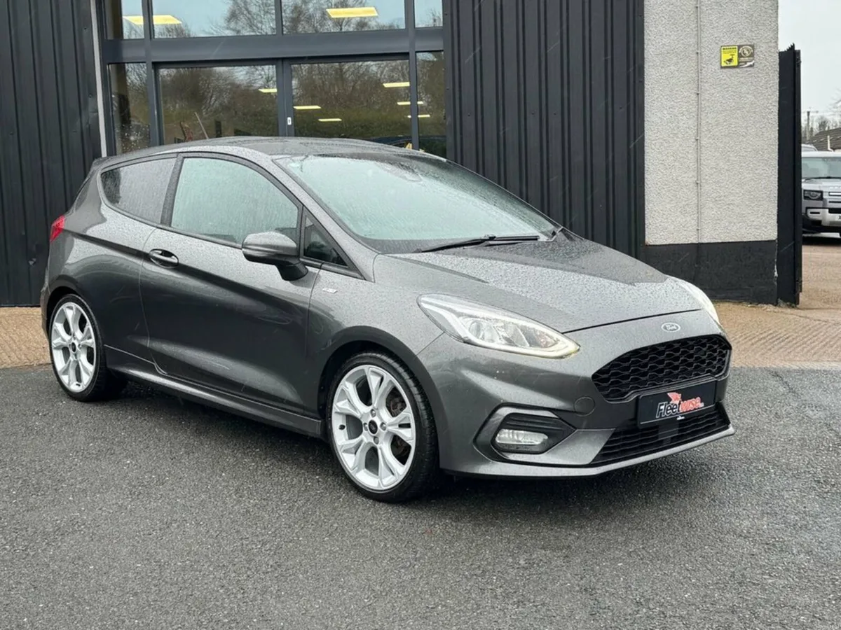1.0T EcoBoost ST-Line X Hatchback 3dr Petrol Manua - Image 1