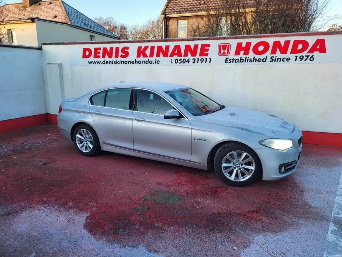BMW 5-Series 520D SE - Image 1