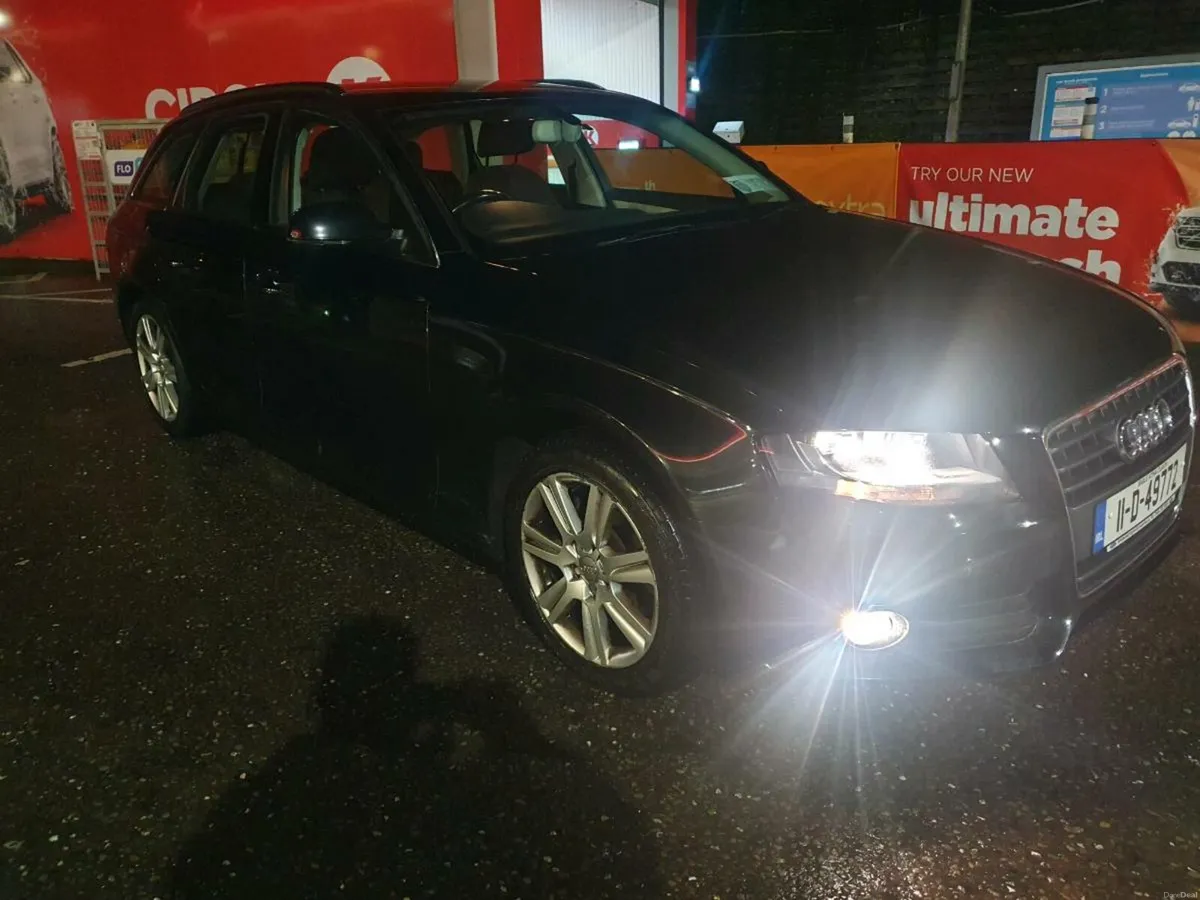 2011 AUDI A4 ESTATE TDI DIESEL - Image 1
