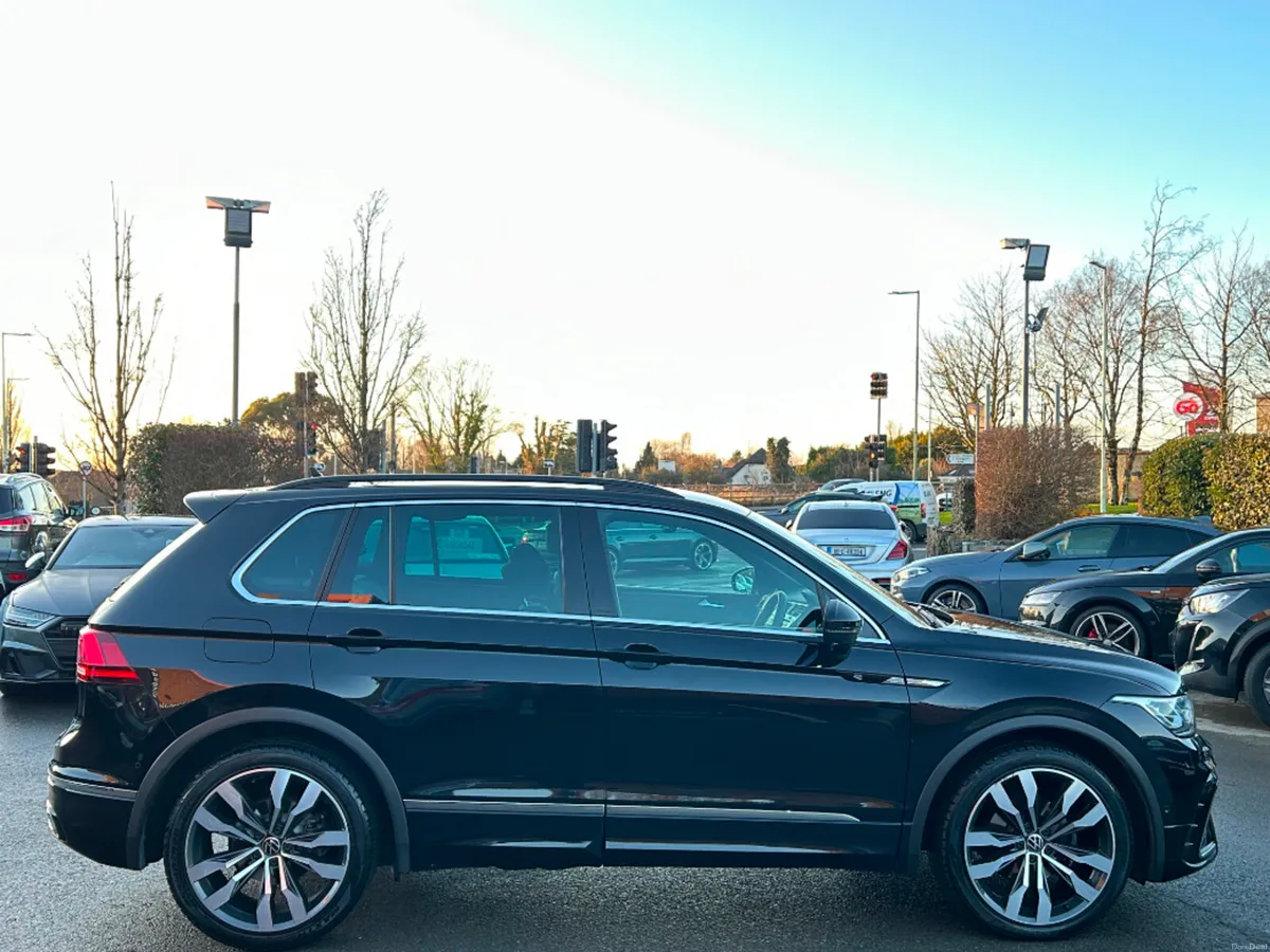 Volkswagen Tiguan R-LINE 2.0TDI AUTO 150BHP*HIGH S - Image 4