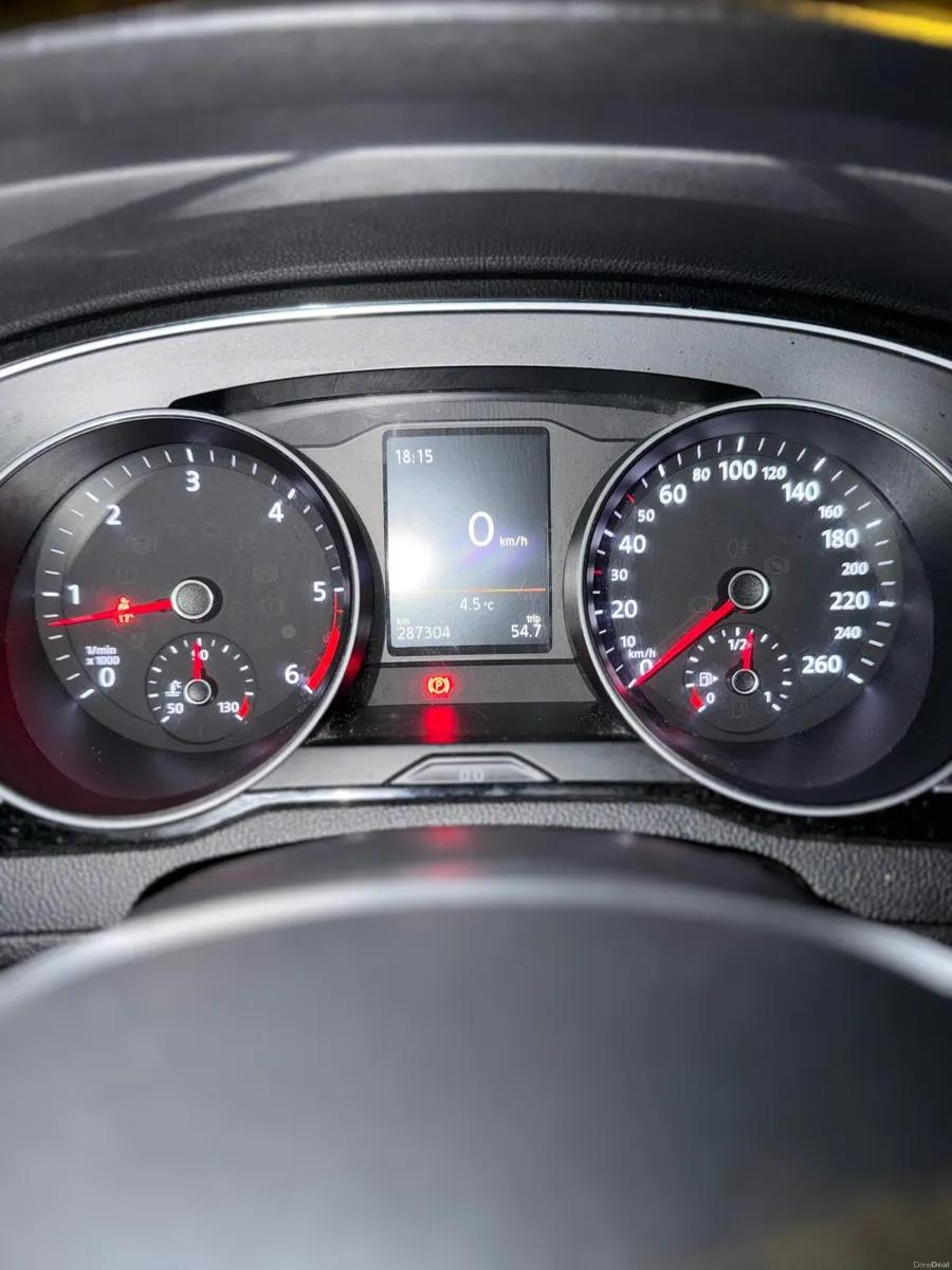 Volkswagen Passat 2015 - Image 4