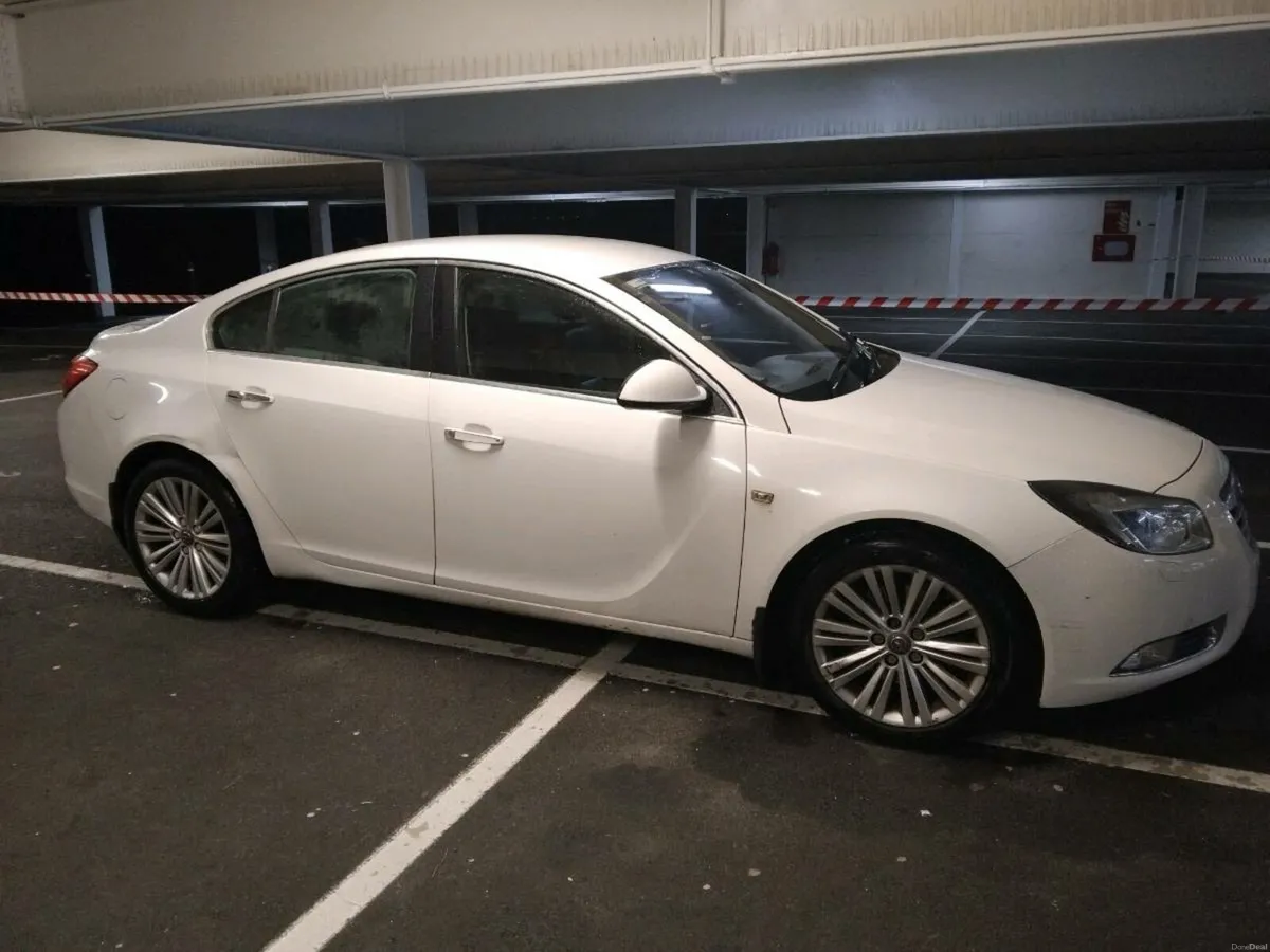 Opel insignia 2012 cdti 2L automatic - Image 2