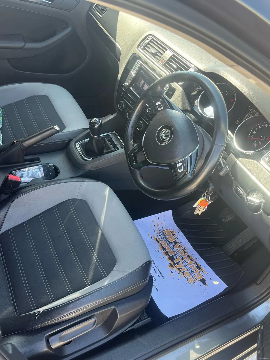 Vw jetta 2.0 Highline - Image 3