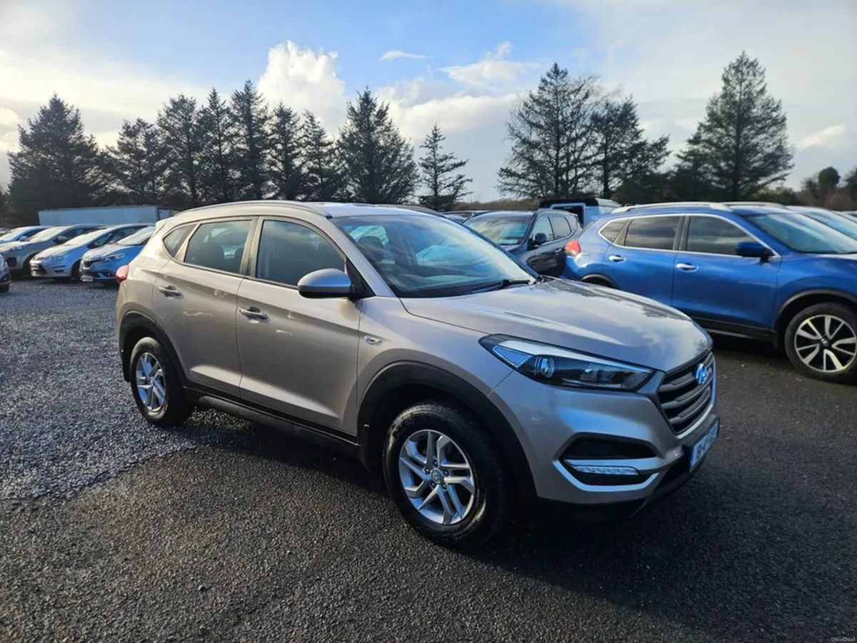 Hyundai Tucson 1.7 Comfort 5DR - Image 1