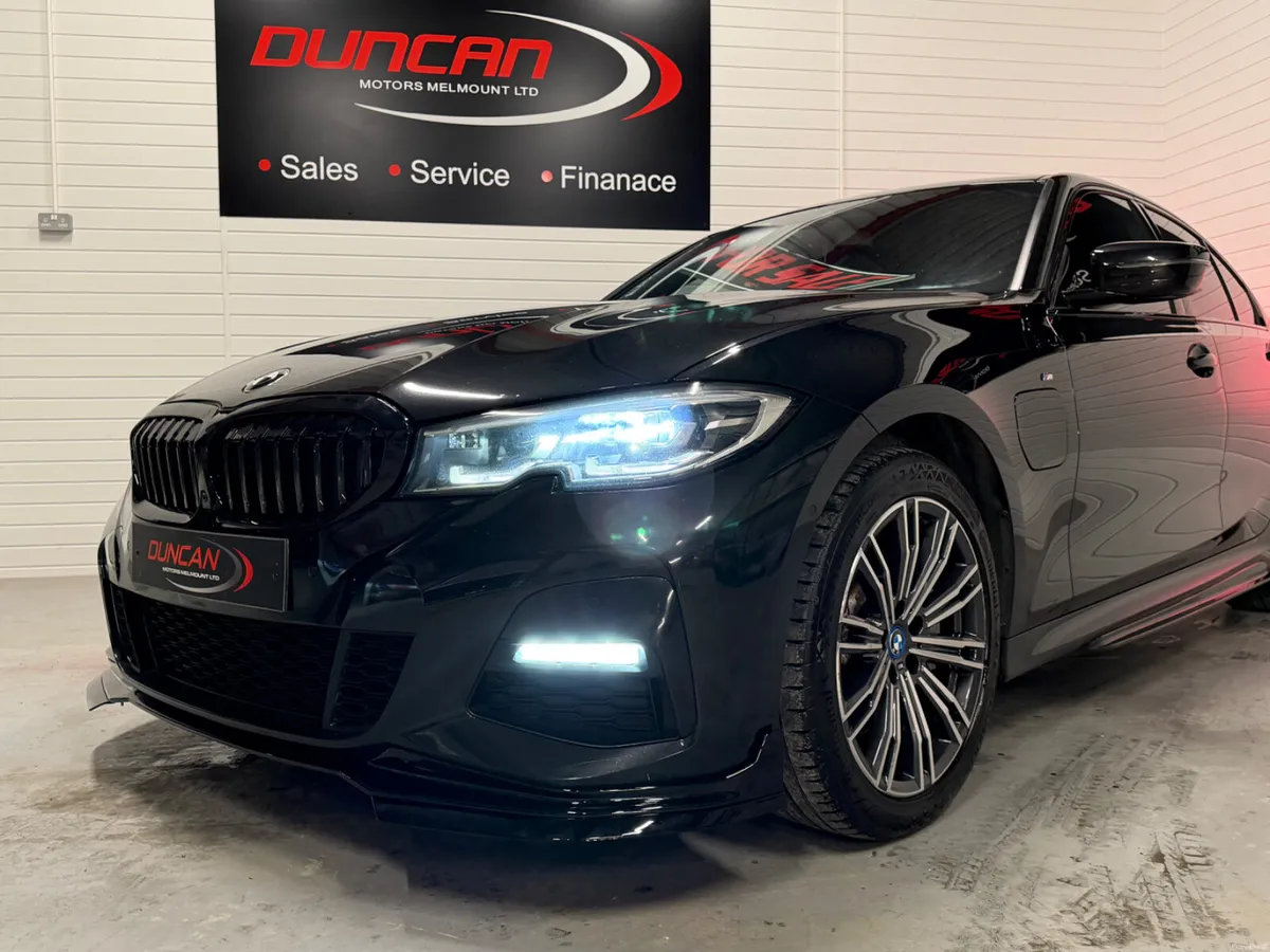 BMW 3-Series 2021 vrt included in price - Image 4