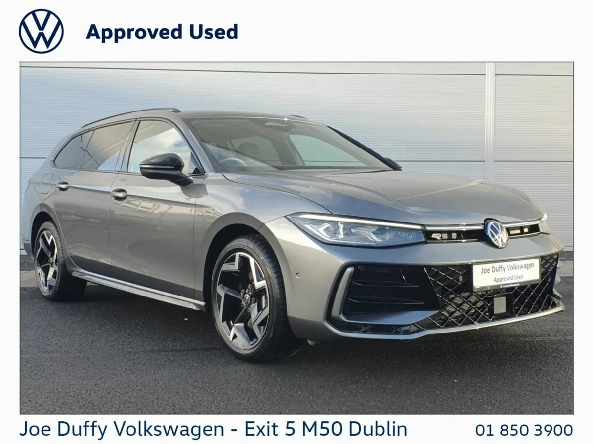 Volkswagen Passat  R-Line Phev - Image 1