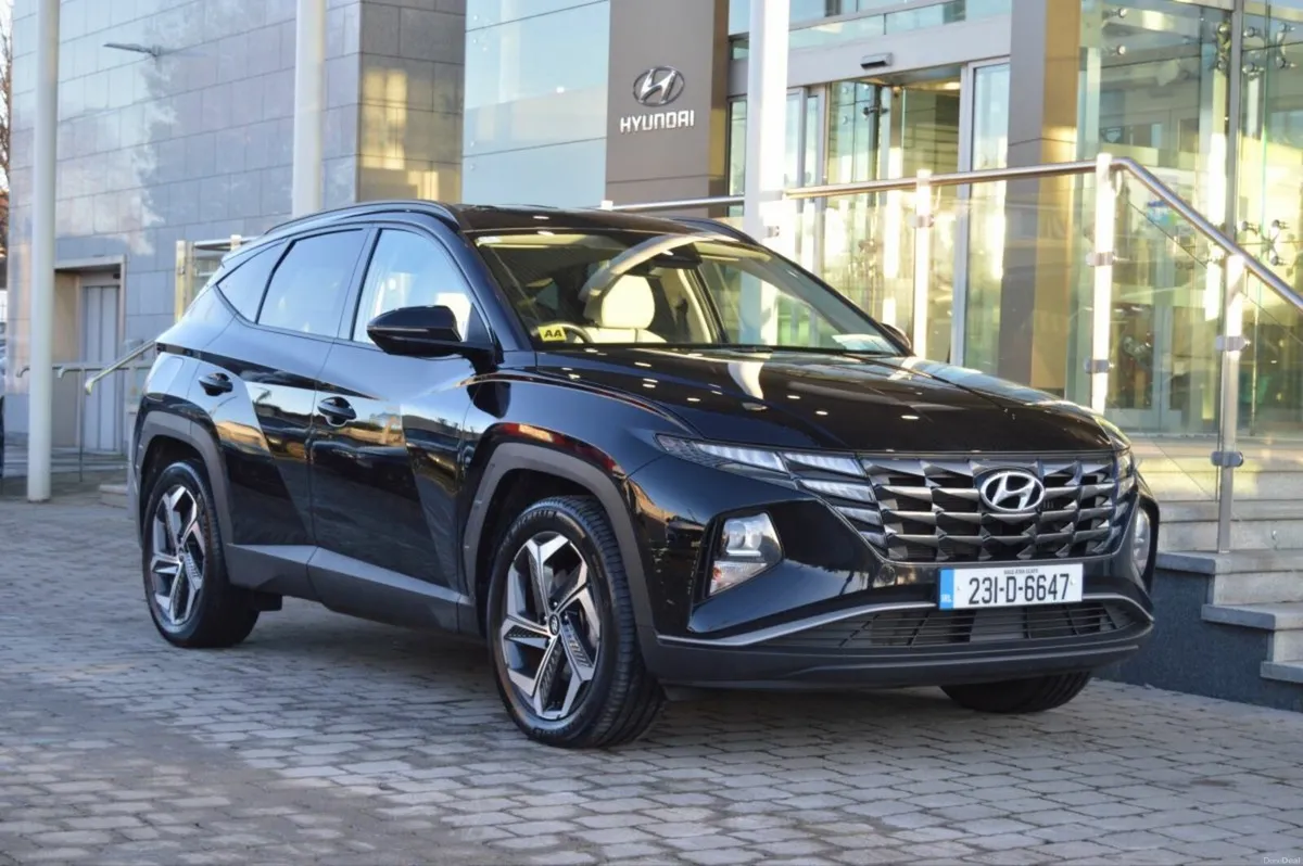 Hyundai Tucson 4WD Executive PHEV Auto - Image 1