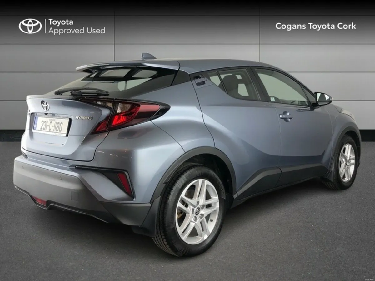 Toyota C-HR C-HR HYBRID LUNA - Image 2