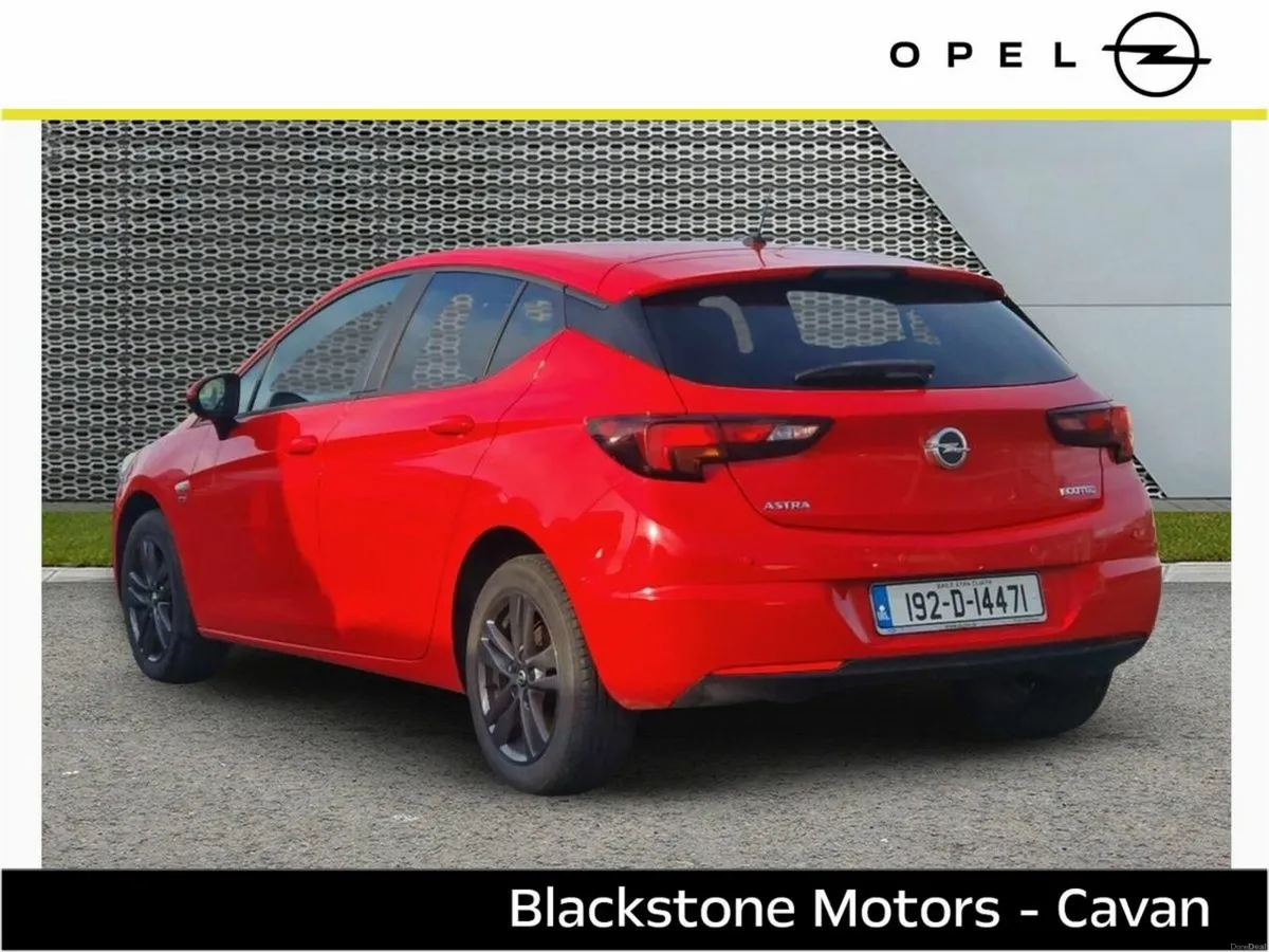 Opel Astra 1.0i Turbo (105PS) S/S 120 YEAR EDITION - Image 4