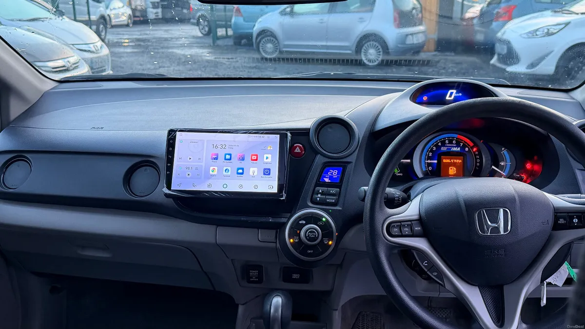 Honda Insight 2010 Automatic Hybrid Low Mileage - Image 3