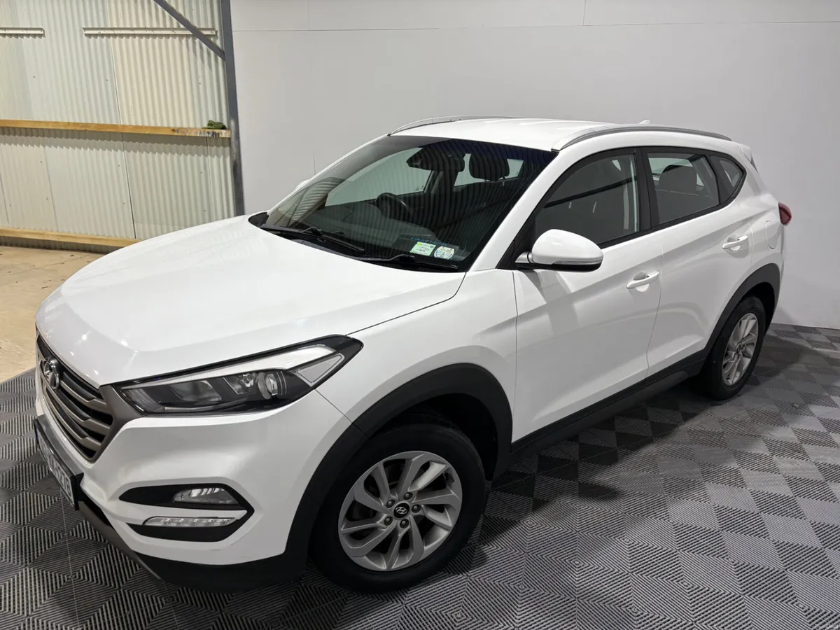 2016 Hyundai Tucson Comfort 1.7 CRDi - Image 4