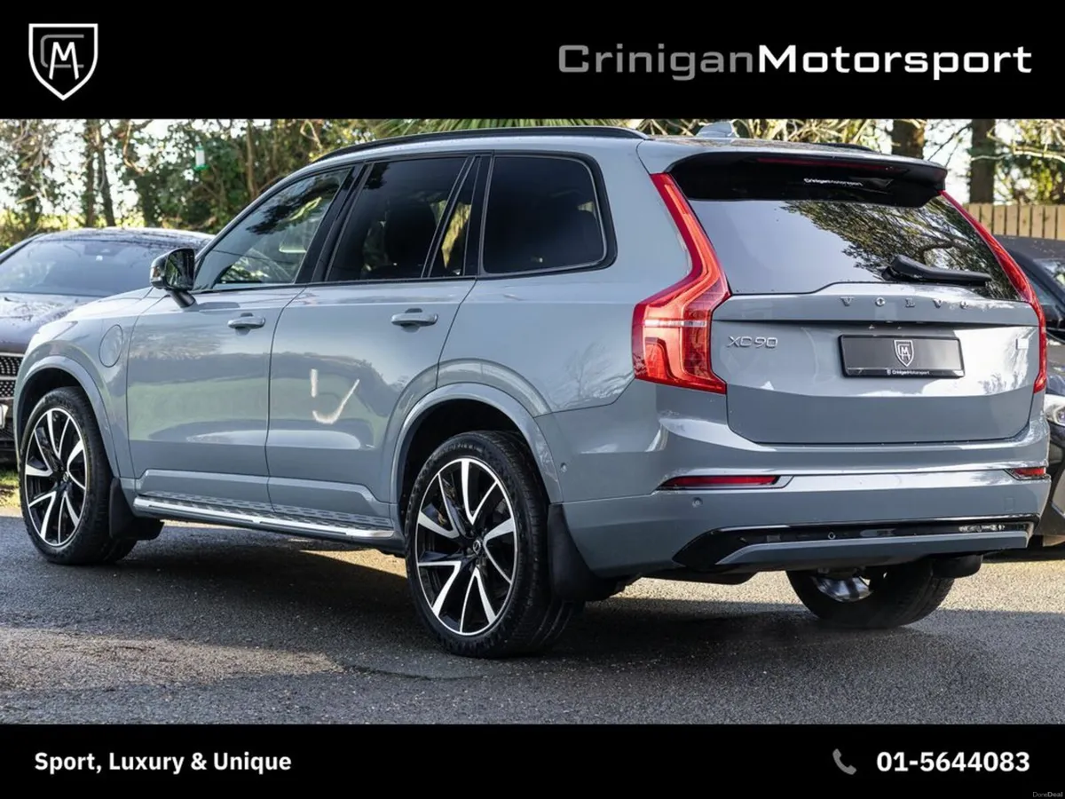 Volvo XC90 T8 Ultimate Dark 7 Seat AWD - Image 2