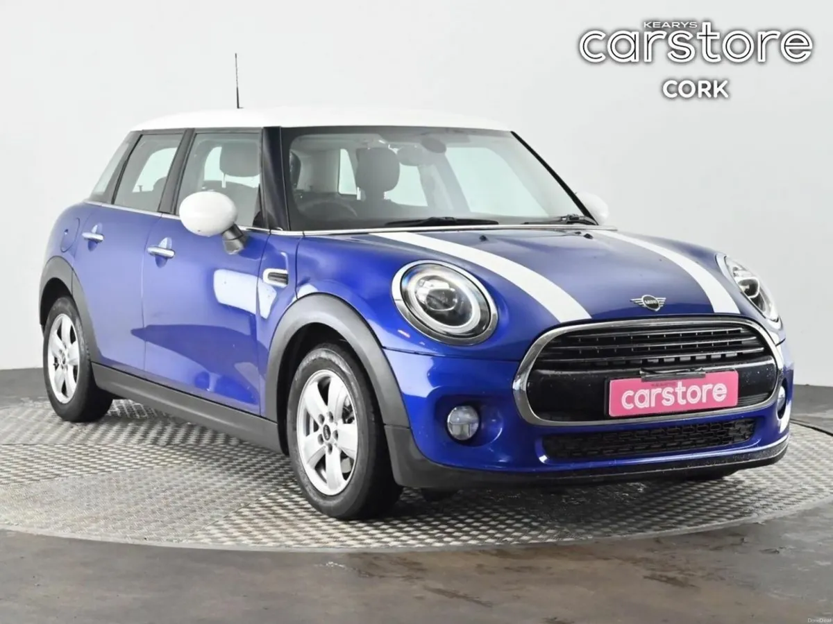 Mini Cooper Cooper Classic - Image 1