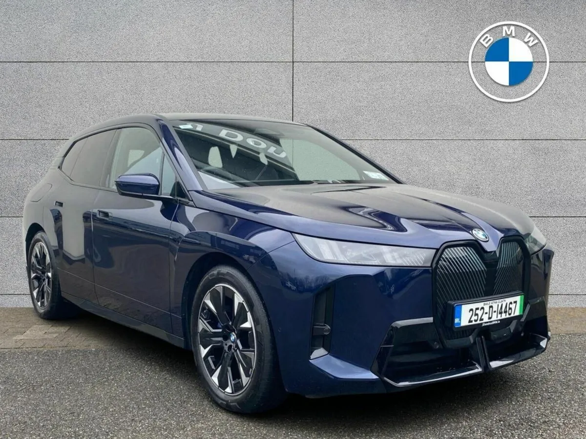 BMW iX xDrive45 M Sport - Image 1