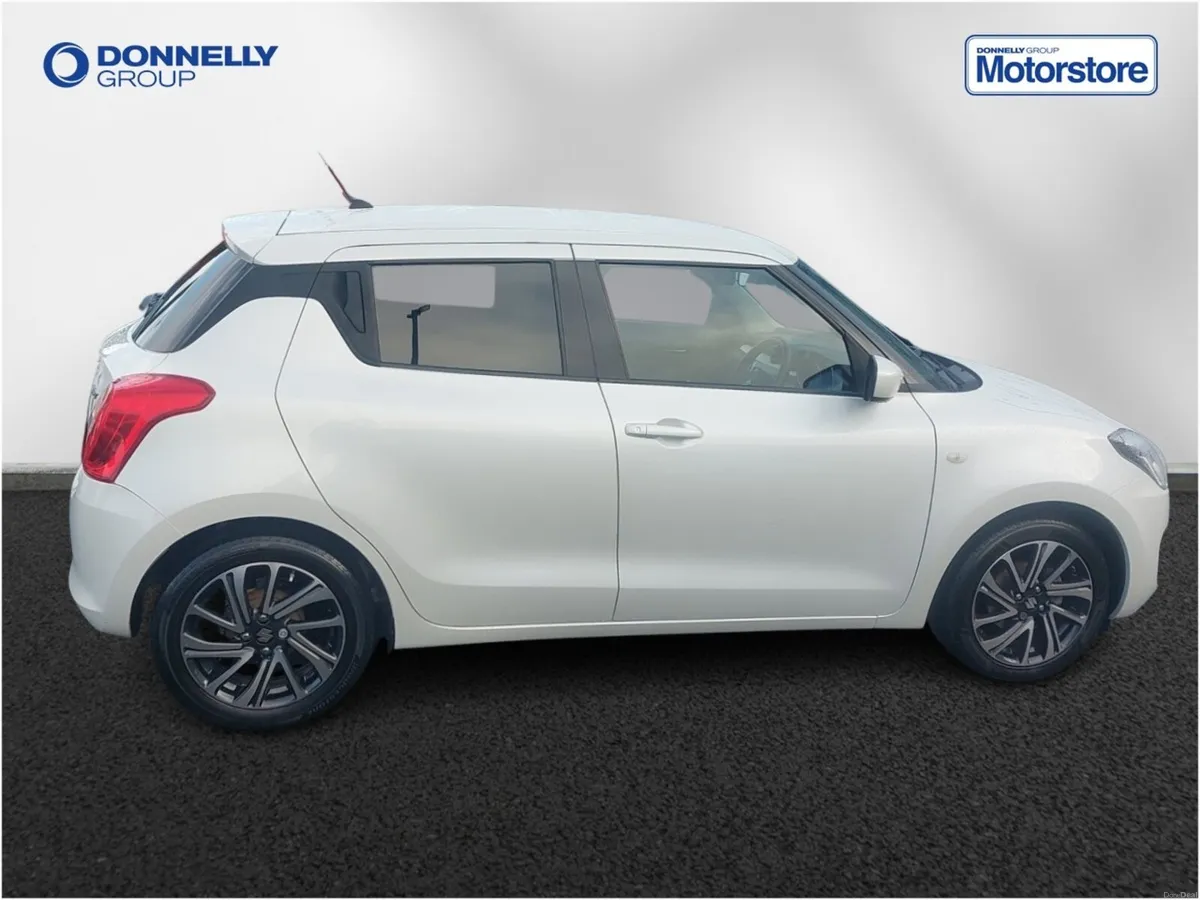 Suzuki Swift Hatchback SZ-L - Image 3