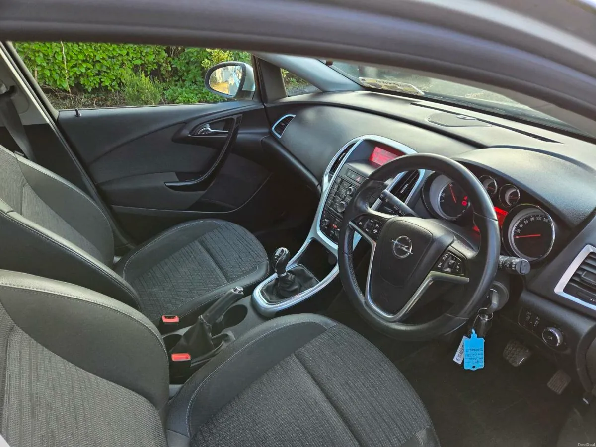Opel Astra 1.6 CDTI NCT 12/26 Tax 07/26 - Image 3
