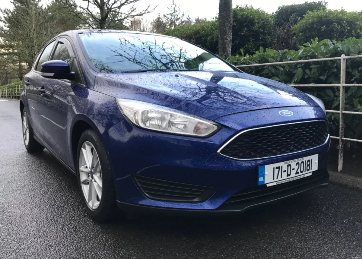 Ford Focus 1.5 TDCi Hi Spec Deluxe Style Edition - Image 3