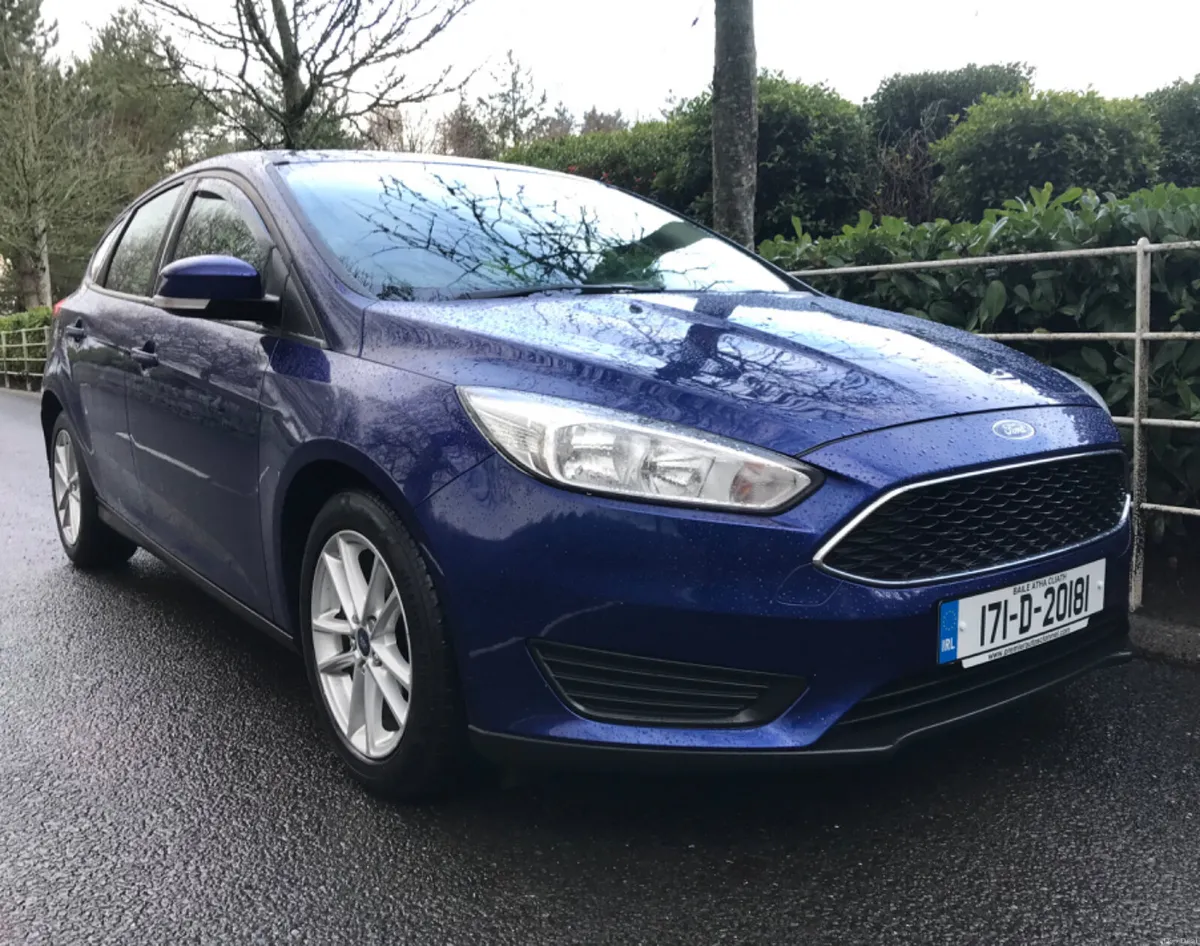 Ford Focus 1.5 TDCi Hi Spec Deluxe Style Edition - Image 4