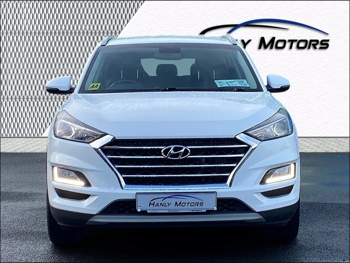 Hyundai Tucson IX35 EXECUTIVE 1.6 5DR DIESEL - Image 2