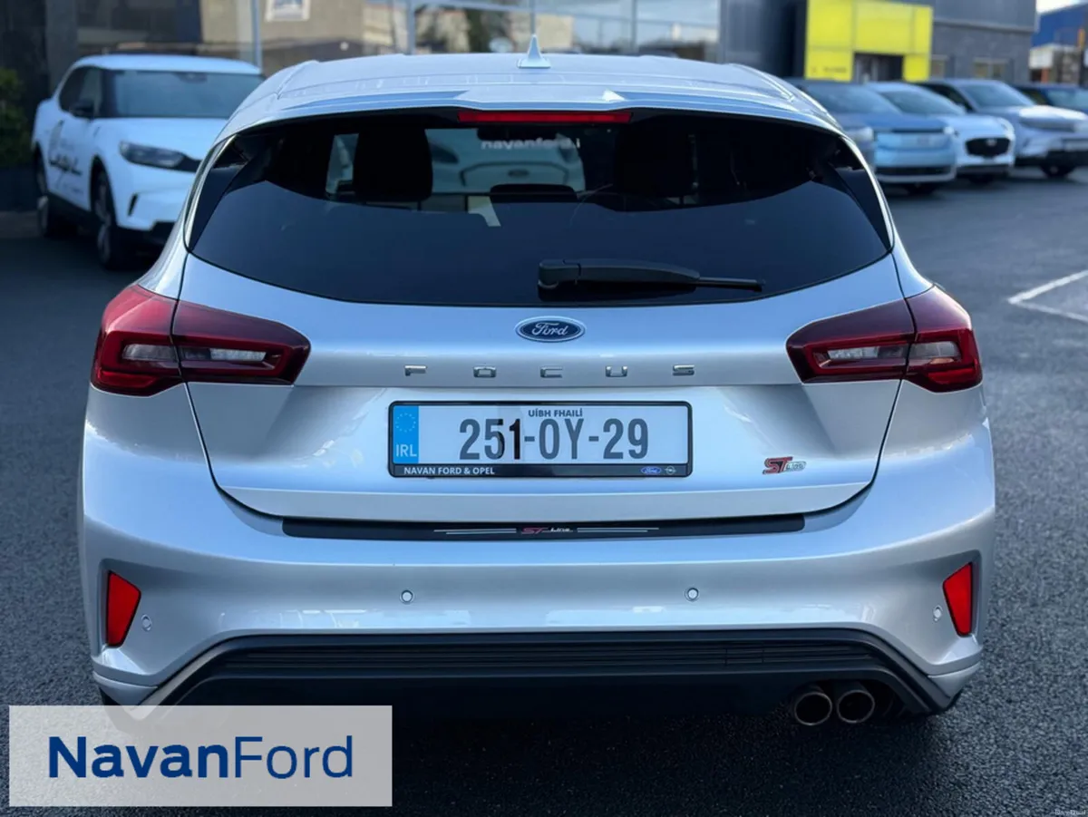Ford Focus St-line 1.0T 125Ps **Warranty January 2 - Image 5