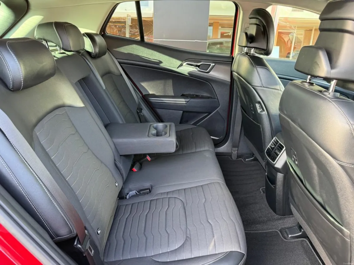 Kia Sportage K3 Phev 5DR Auto - Image 4