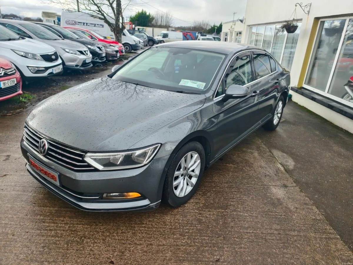Volkswagen Passat 1.6 TDI 120HP Comfortline - Image 4