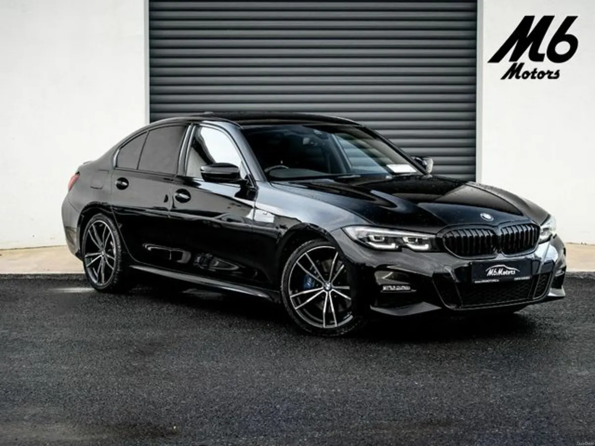 BMW 3-Series 320D M SPORT - Image 1