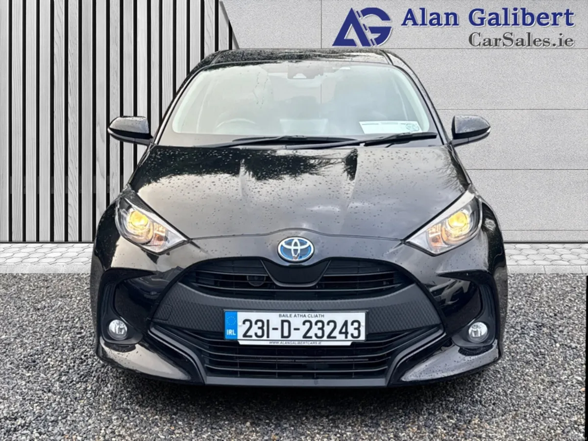 Toyota Yaris 1.5 HYBRID LUNA AUTO €81 PW - Image 4