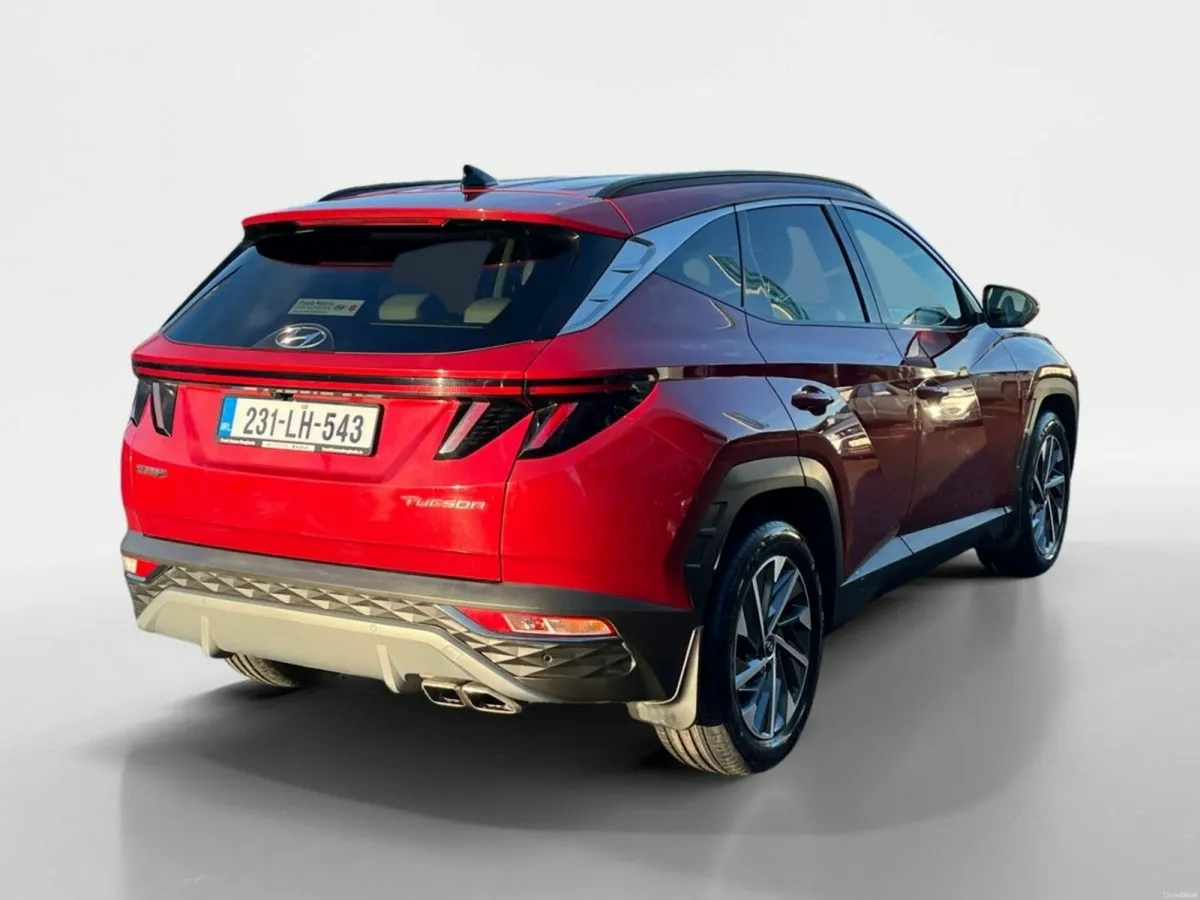 Hyundai Tucson 2WD Executive Plus - Image 4