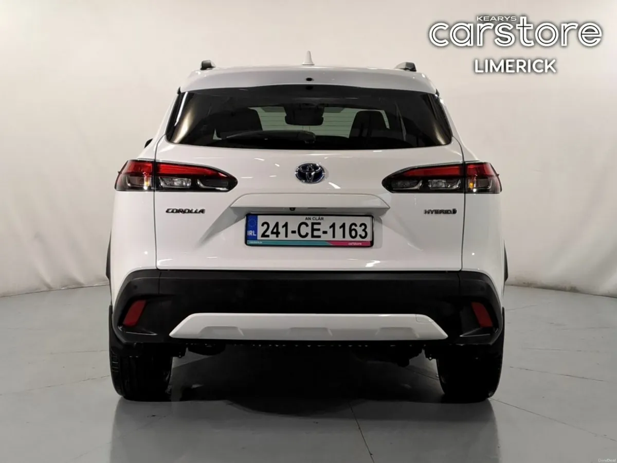 Toyota Corolla Cross 1.8 Hybrid Luna Hatchback - Image 4