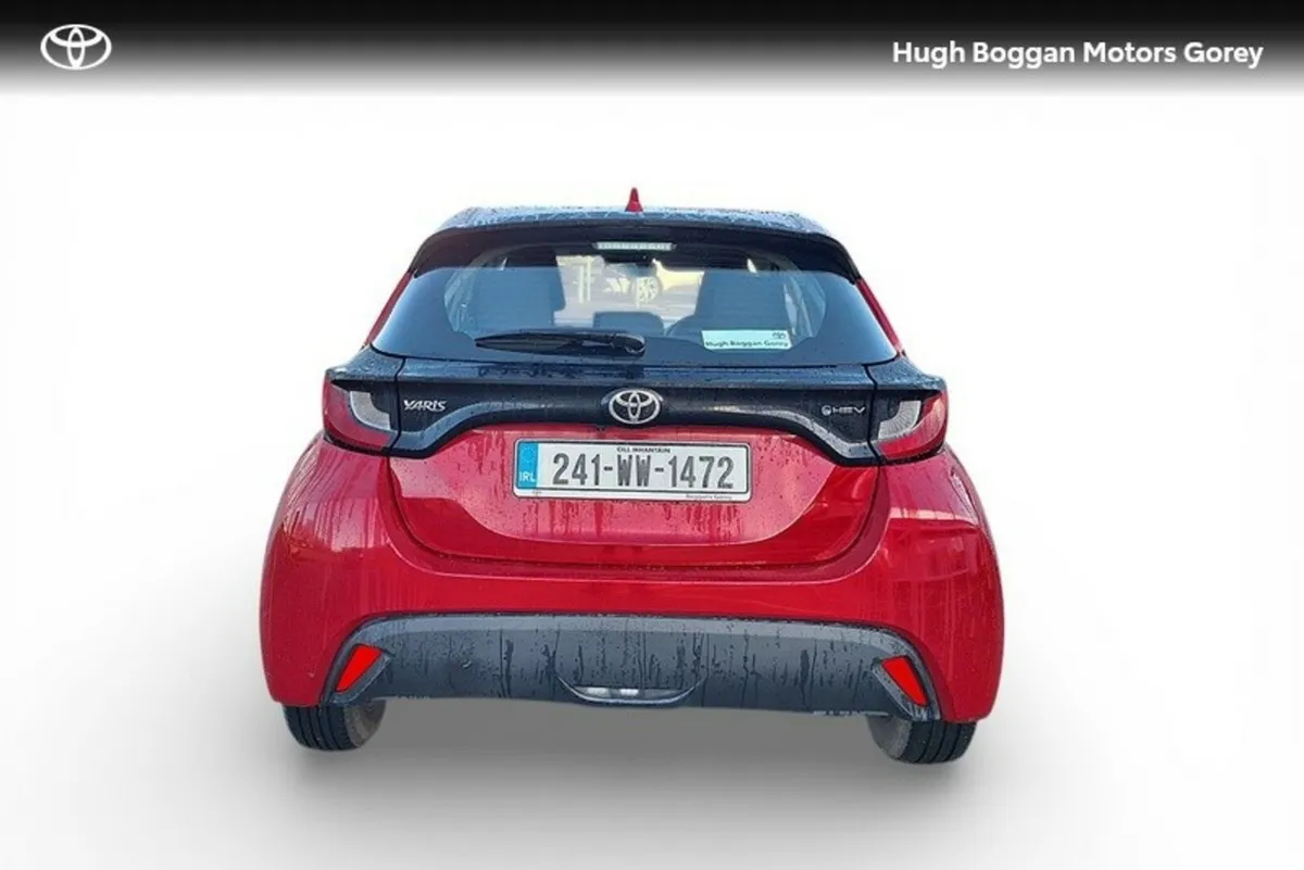 Toyota Yaris HYBRID 115 LUNA - Image 4