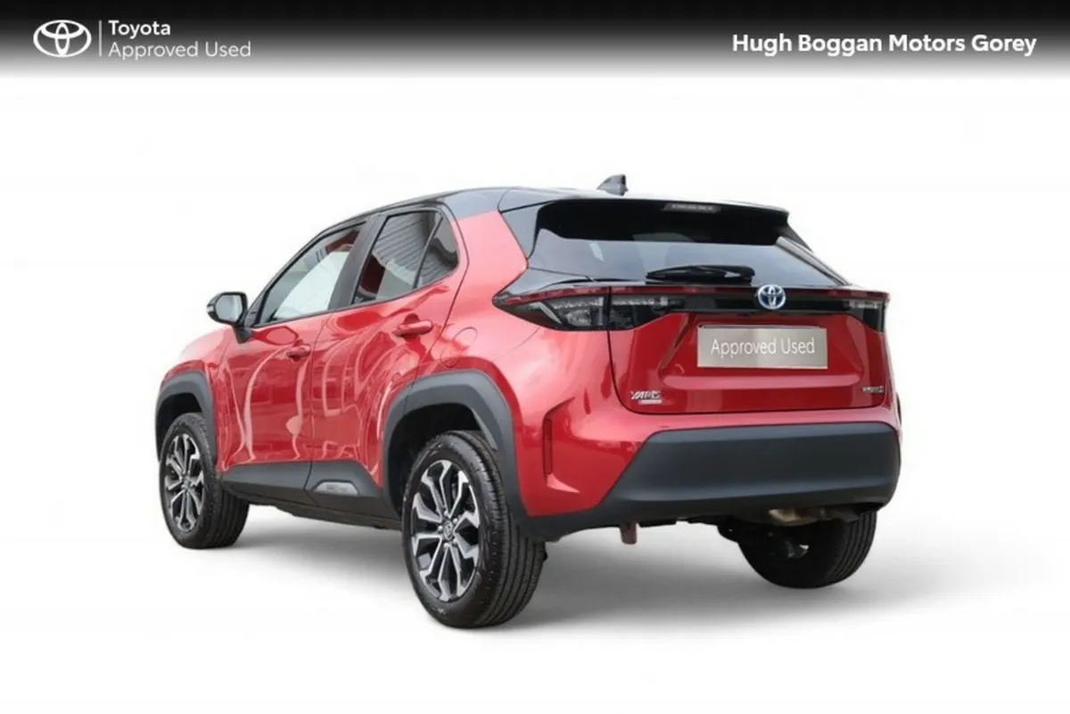 Toyota Yaris Cross YARIS CROSS LUNA SPORT - Image 2