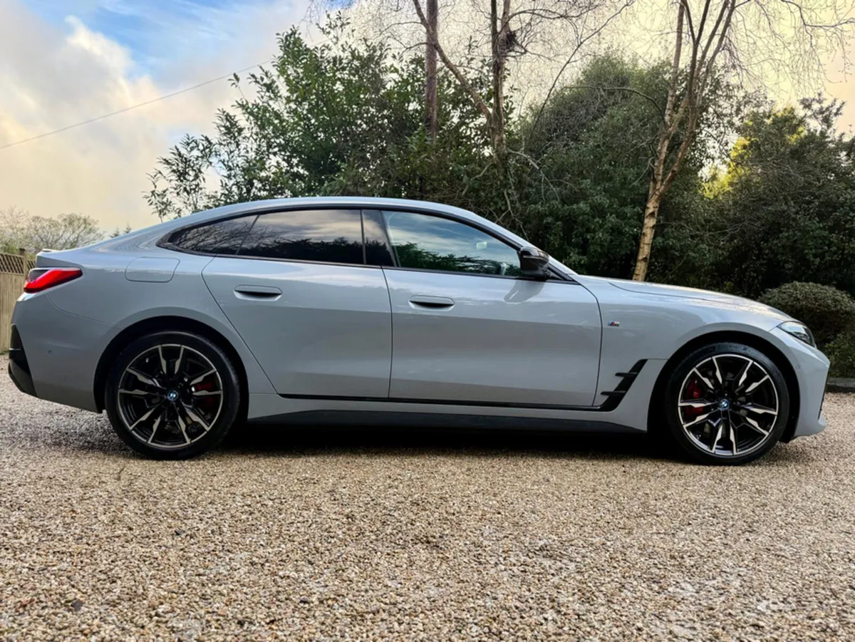 BMW i4 M50 M Sport Pro 536bhp Gran Coupe - Image 4
