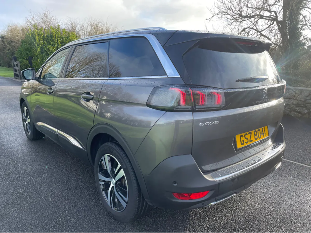 Peugeot 5008 GT BLUEHDI S/S AUTO - Image 4